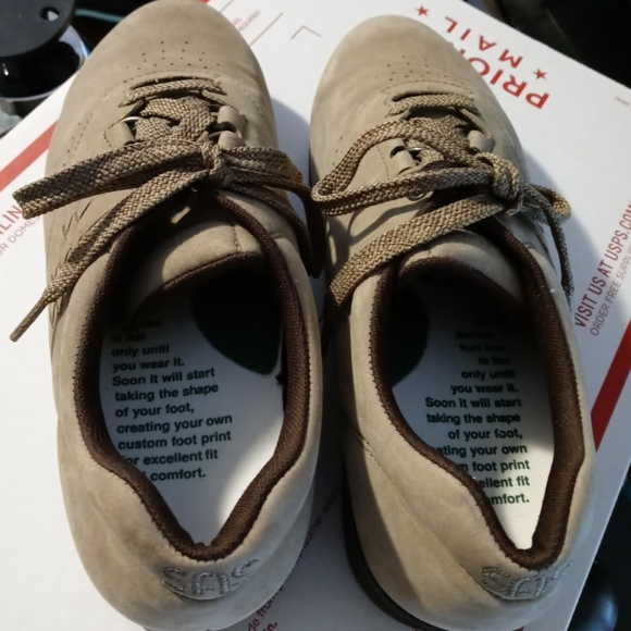 SAS Free Time Sage Suede Comfort Walking Shoe 8W,Like 🆕New!Gift It.👞👞 - Picture 9 of 13